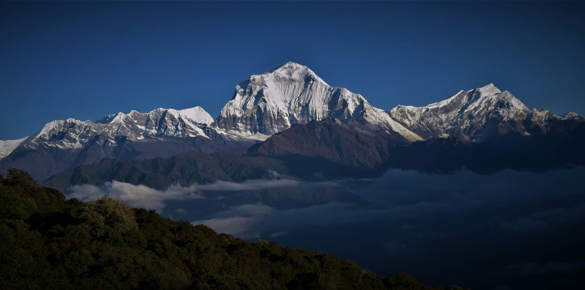 Annapurna Foothills Trek via Muldai Peak & Poon Hill