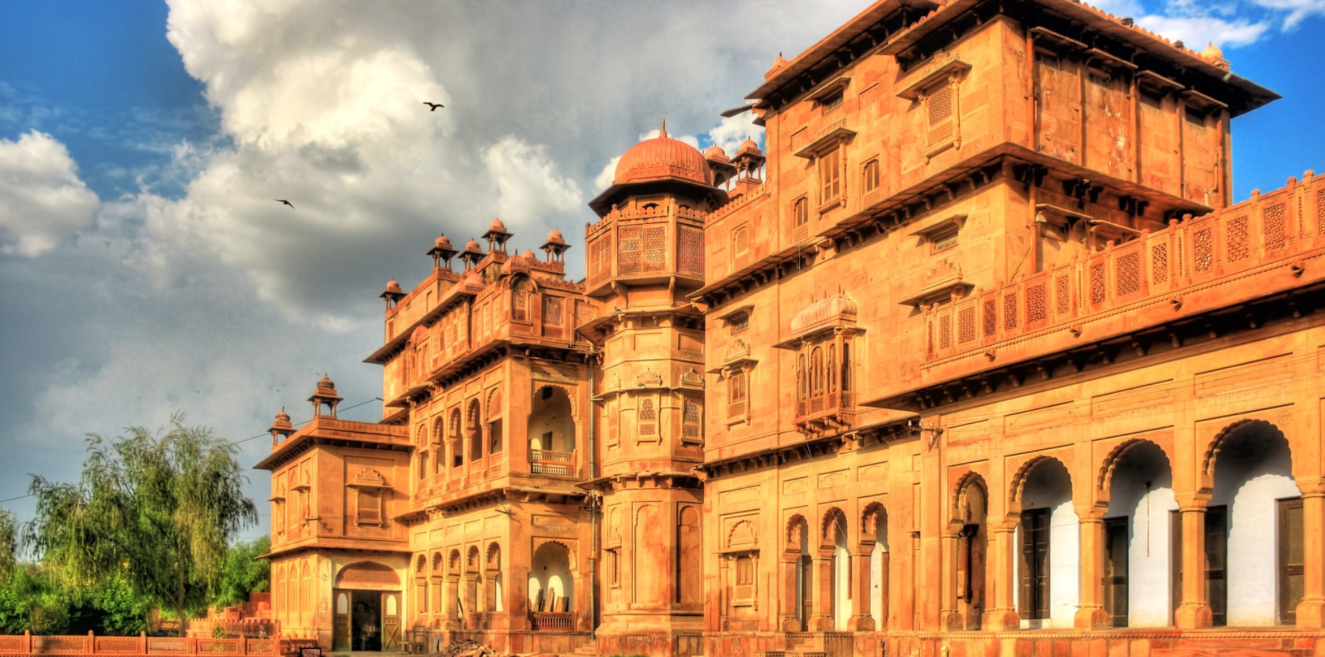 Day 03: Mandawa – Bikaner (180km)