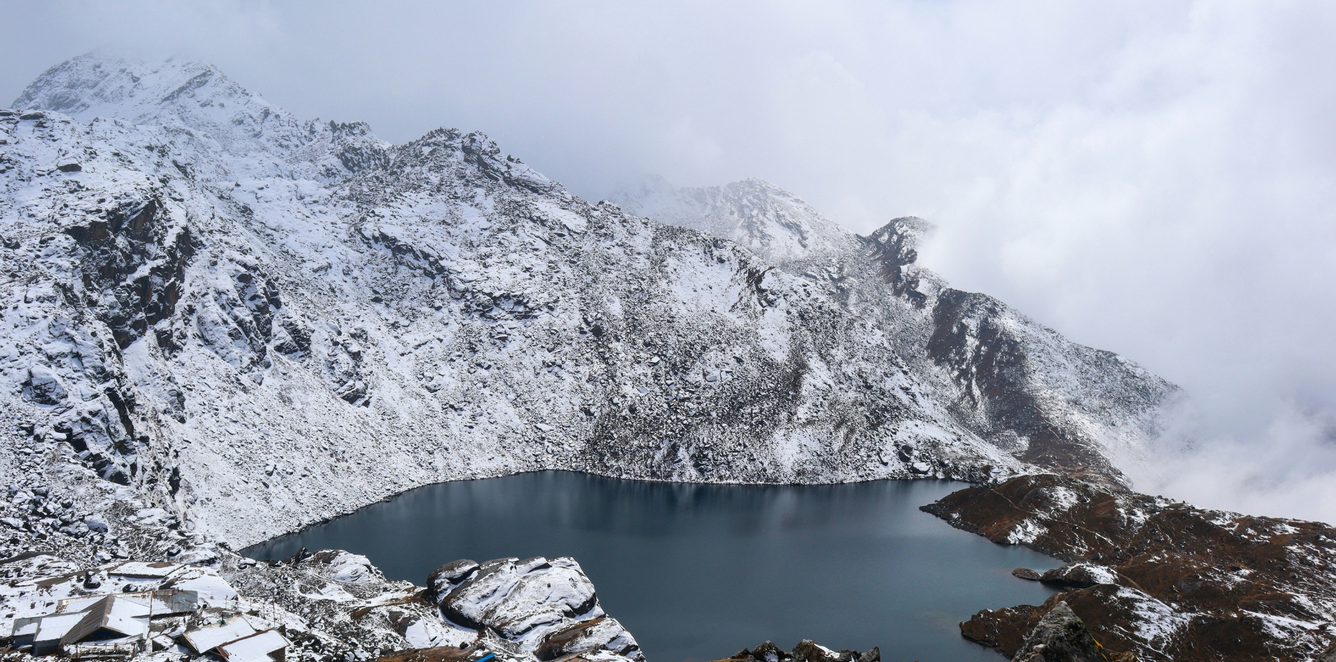 LANGTANG & GOSAIKUND ADVENTURE TREK