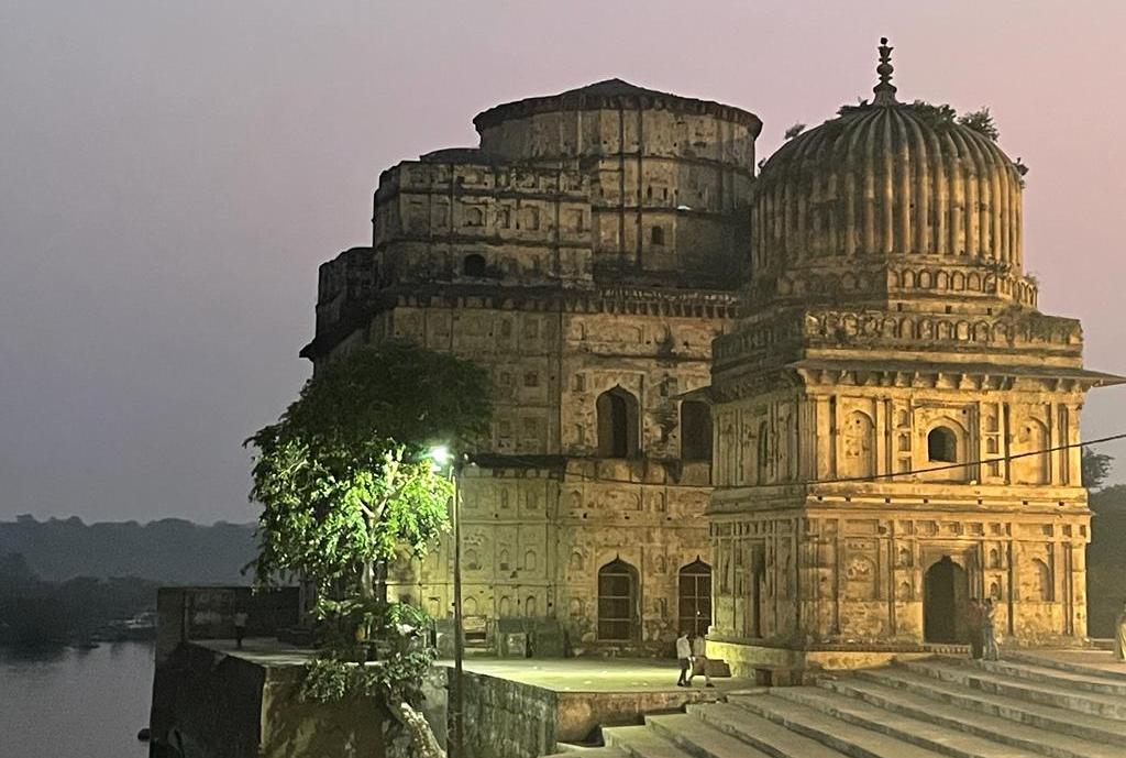 Central India, Exceptional India from Mumbai to Delhi