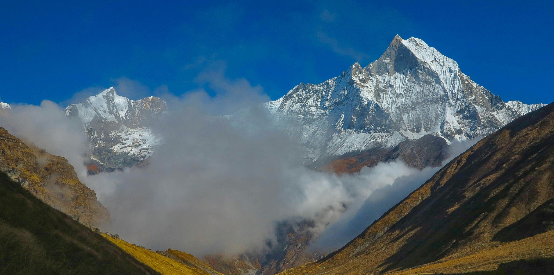Day 3 – Majgaon to Ghandruk (2,000 m)