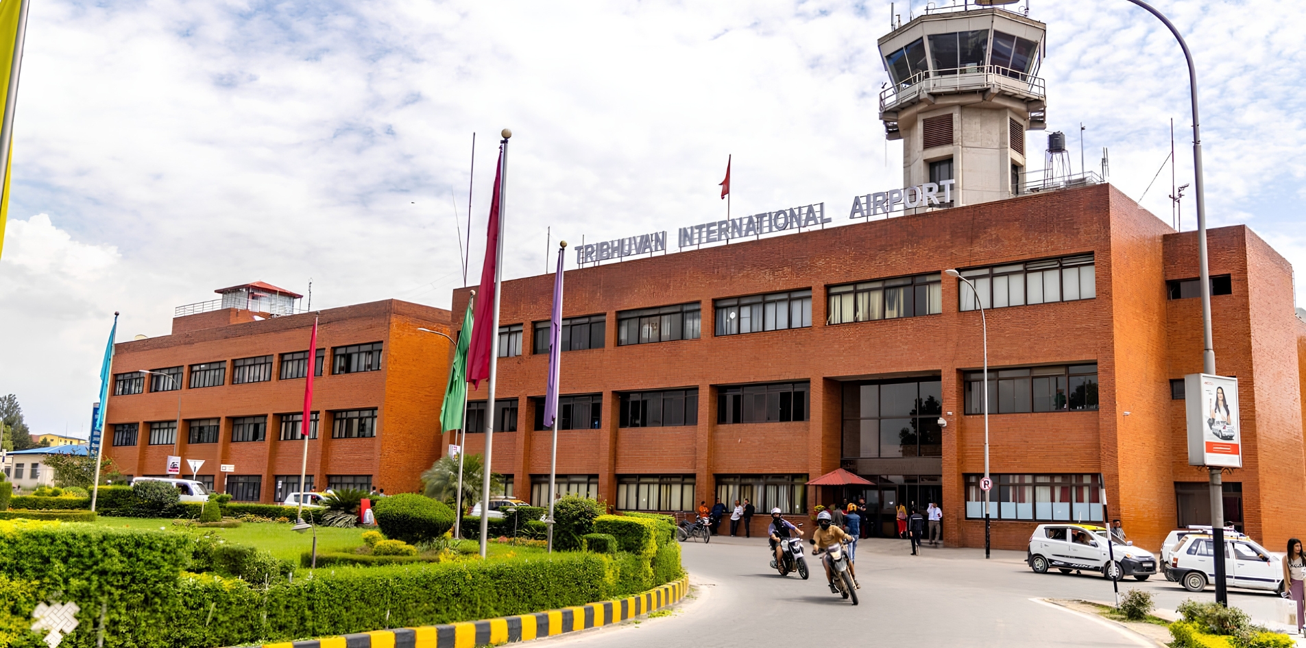 Day 01 – Fly Kathmandu – Lukla – Trek to Phakding (2652m)